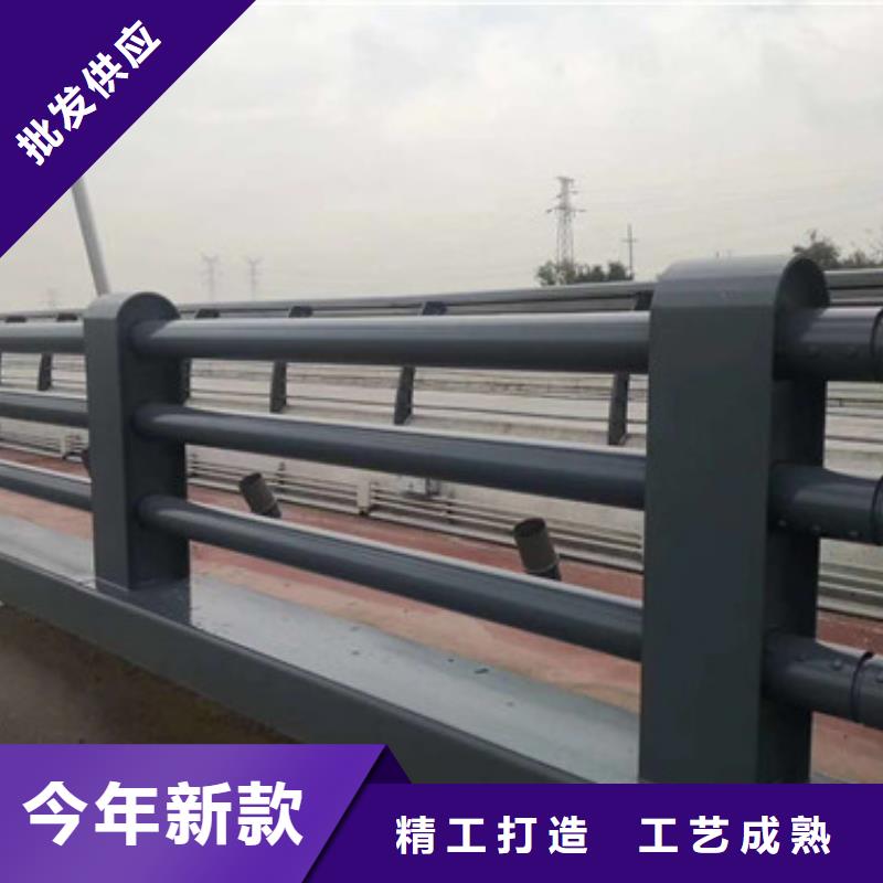 桥梁防护栏杆生产安装
