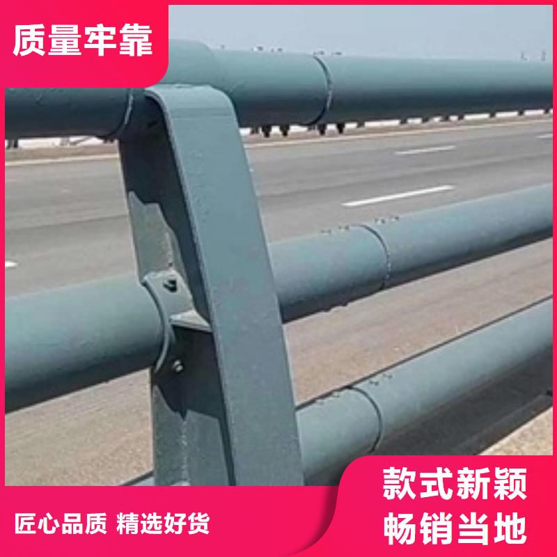防撞護(hù)欄質(zhì)保時(shí)間長(zhǎng)用心做好細(xì)節(jié)