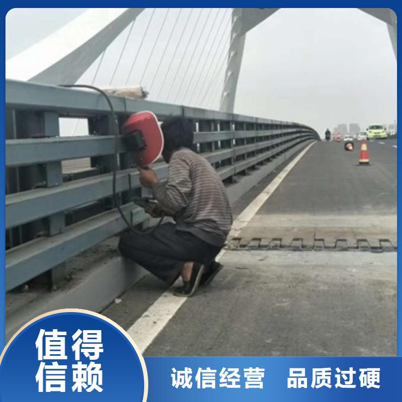 燈光護(hù)欄大量現(xiàn)貨充足