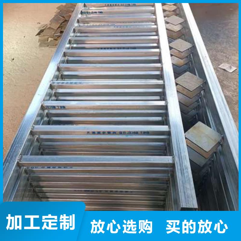 防撞護(hù)欄現(xiàn)貨批發(fā)價(jià)格