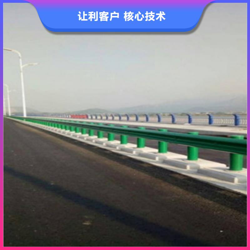 護(hù)欄訂購(gòu)當(dāng)?shù)厣a(chǎn)廠家