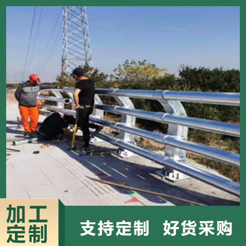 常年供應(yīng)不銹鋼橋梁護(hù)欄廠家