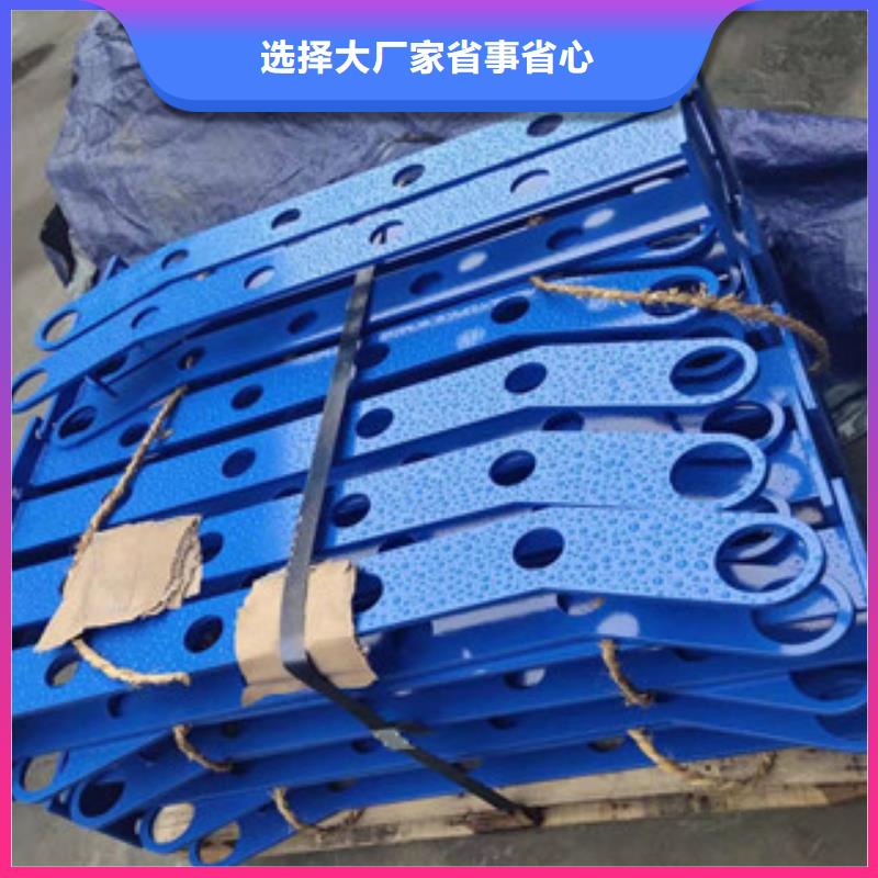 優(yōu)質(zhì)不銹鋼碳素復(fù)合管庫存充足