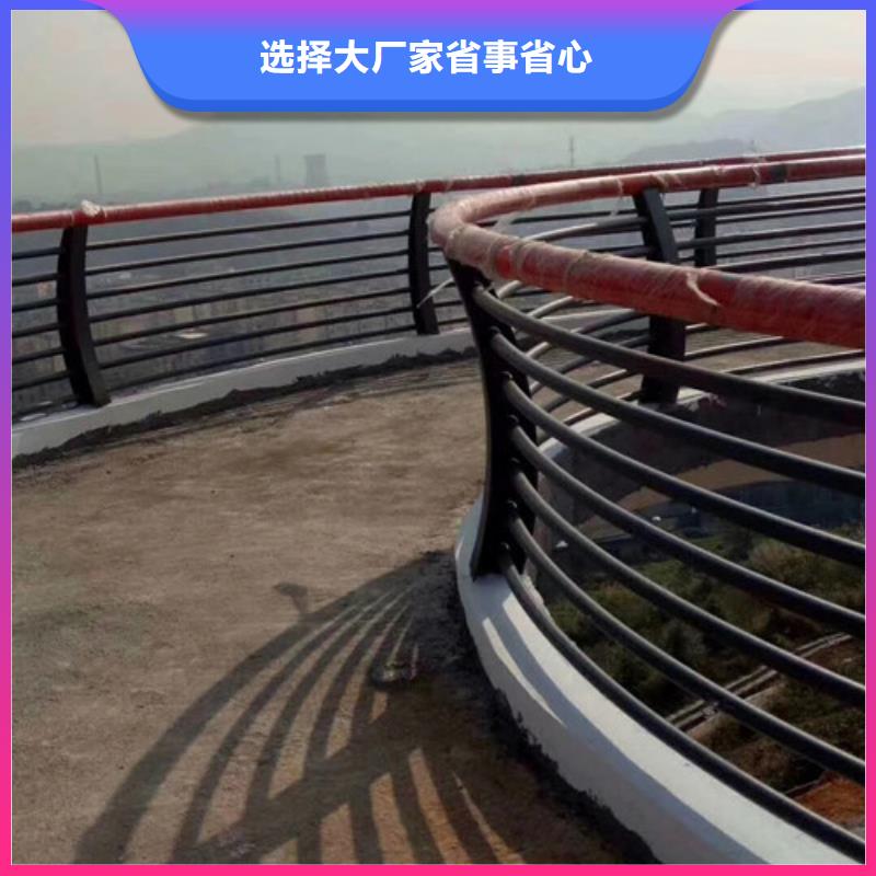 庫(kù)存充足的護(hù)欄基地當(dāng)?shù)貜S家