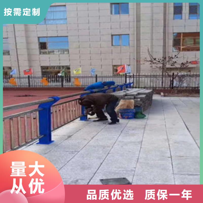 景觀護欄設備生產(chǎn)廠家本地供應商