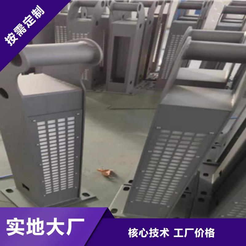 生產(chǎn)橋梁護欄的銷售廠家當?shù)貜S家