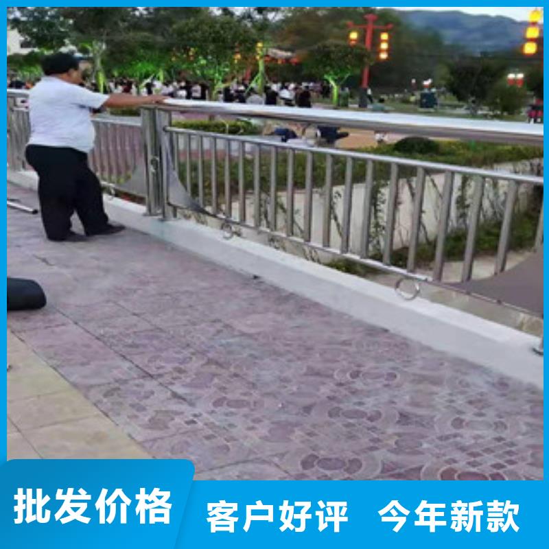 有現(xiàn)貨的橋梁護(hù)欄批發(fā)商