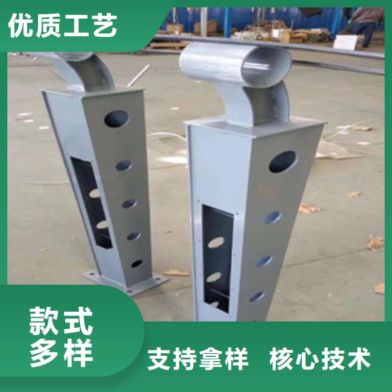 有現(xiàn)貨的燈光護欄廠家專業(yè)生產(chǎn)團隊
