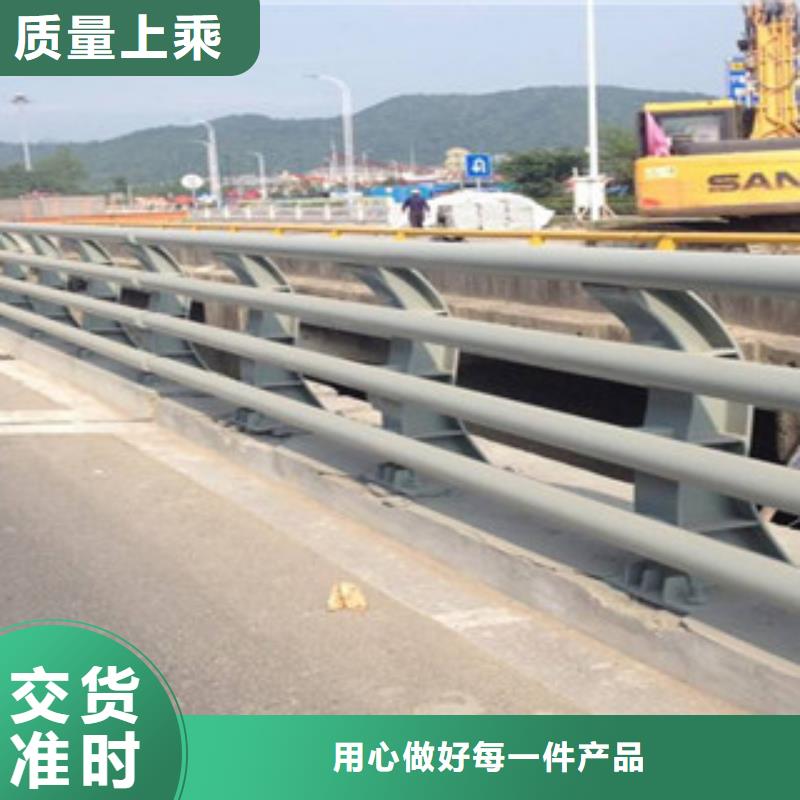 批發(fā)防撞護(hù)欄的當(dāng)?shù)貜S家