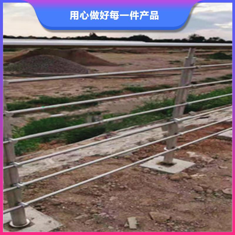 橋梁護(hù)欄廠家廣受好評