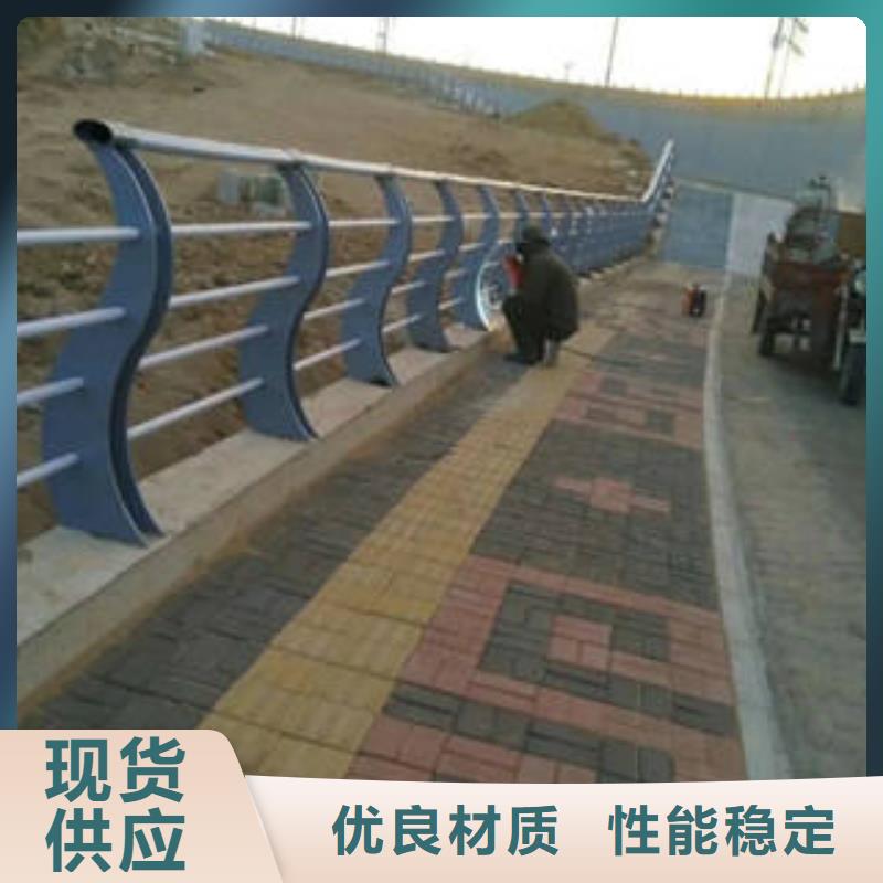 不锈钢复合管立柱在线报价生产经验丰富