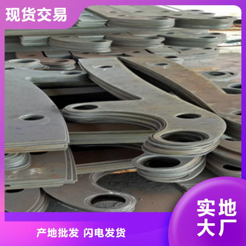 专业销售防撞护栏-放心