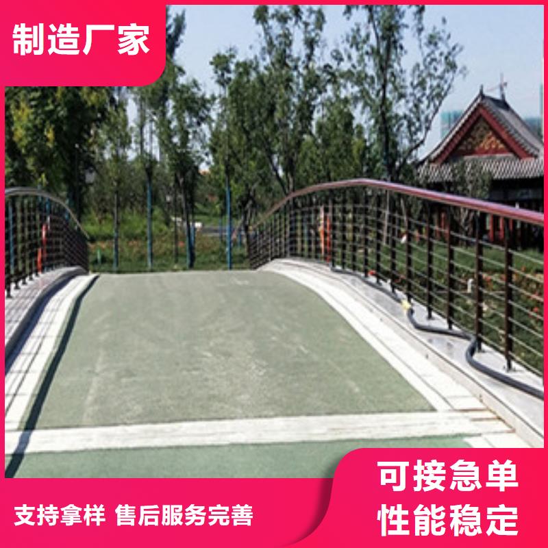 资讯：护栏钢板立柱厂家用品质赢得客户信赖