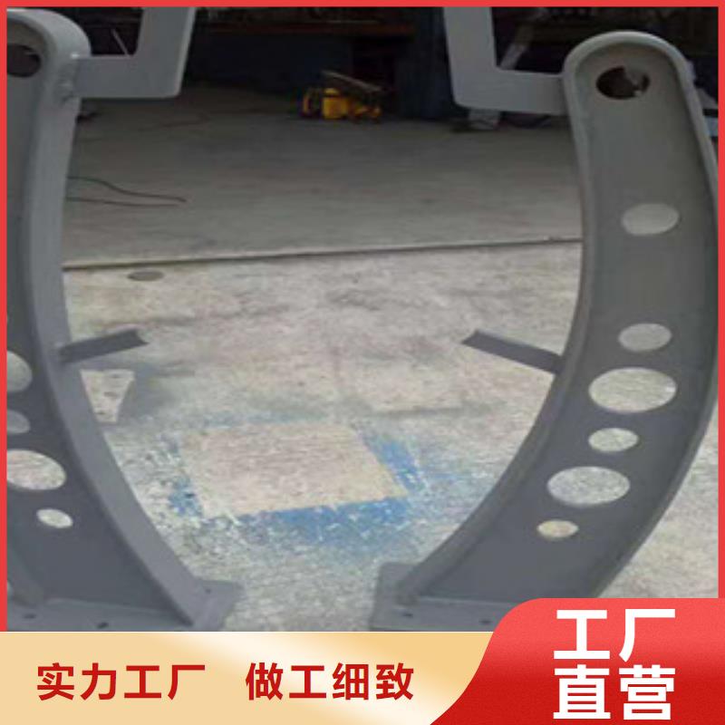 优选：钢丝绳护栏