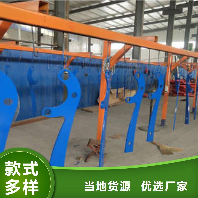 规格齐全的不锈钢碳素钢复合管护栏基地当地供应商