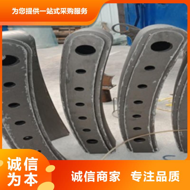 选择正规护栏厂家