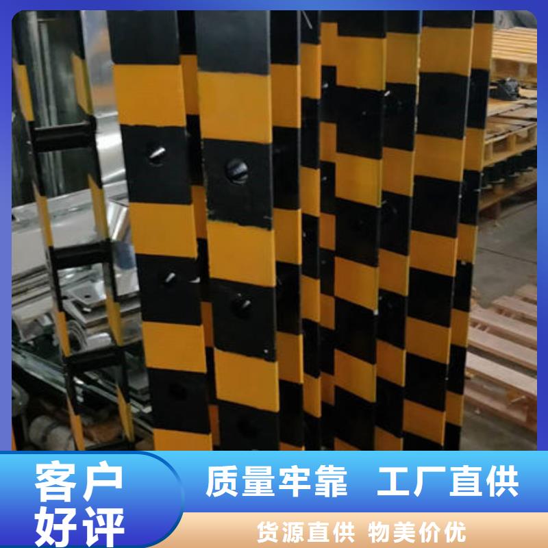 云南正品保障亮洁不锈钢碳素钢复合管护栏生产销售