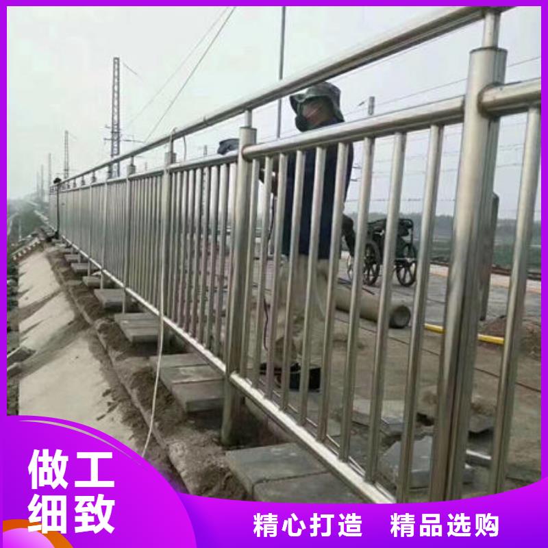 南阳诚信公路桥梁防撞护栏技术精湛