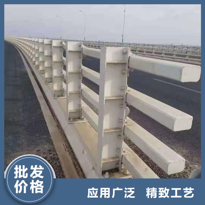 广西柳州周边防撞复合管护栏定制-安装