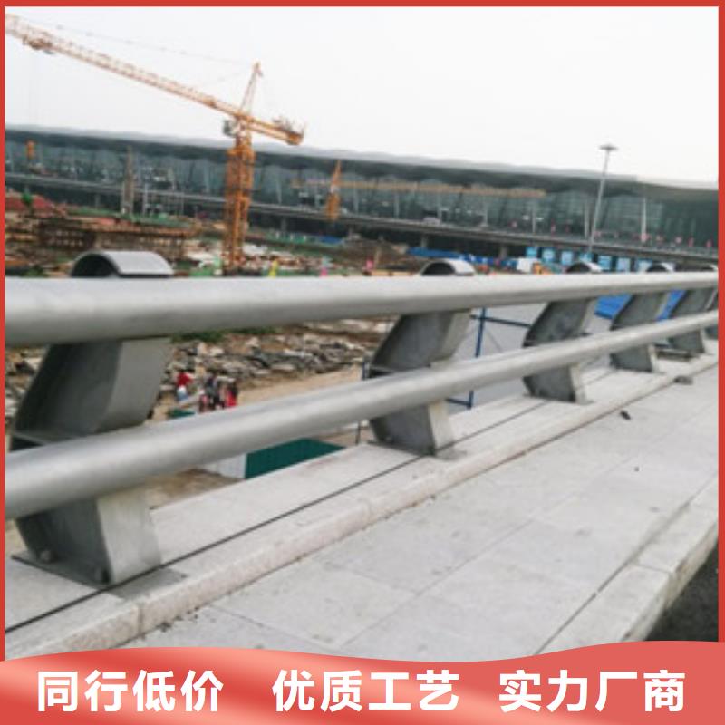 忻州直销大桥防撞立柱栏杆生产桥梁防撞立柱厂家护栏经销商