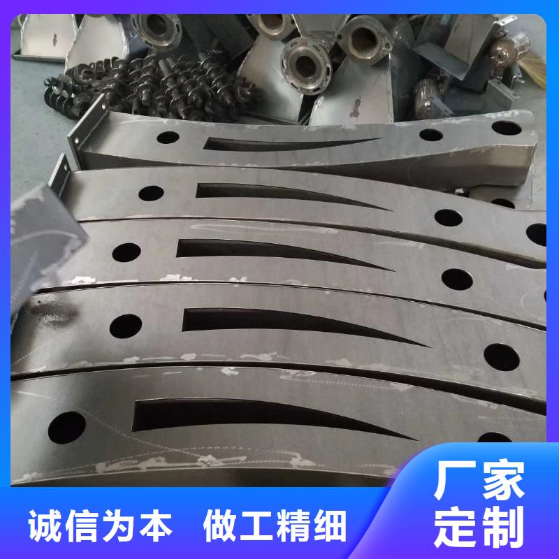 防撞護欄發(fā)貨及時打造好品質(zhì)