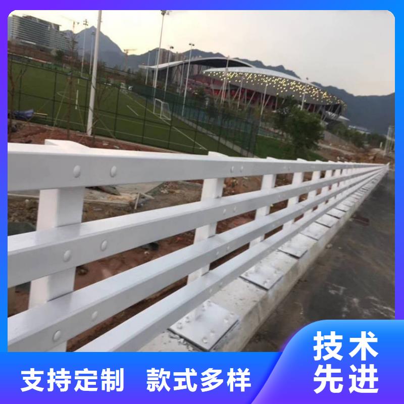 重信譽防撞護欄廠家價格超產品在細節