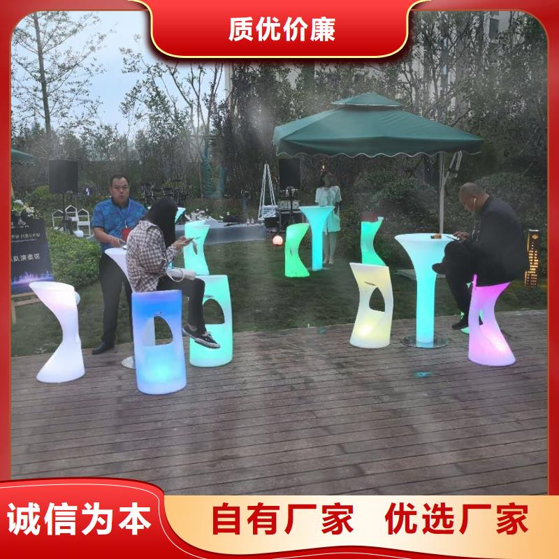 各式桌椅出租多種規(guī)格讓客戶買的放心