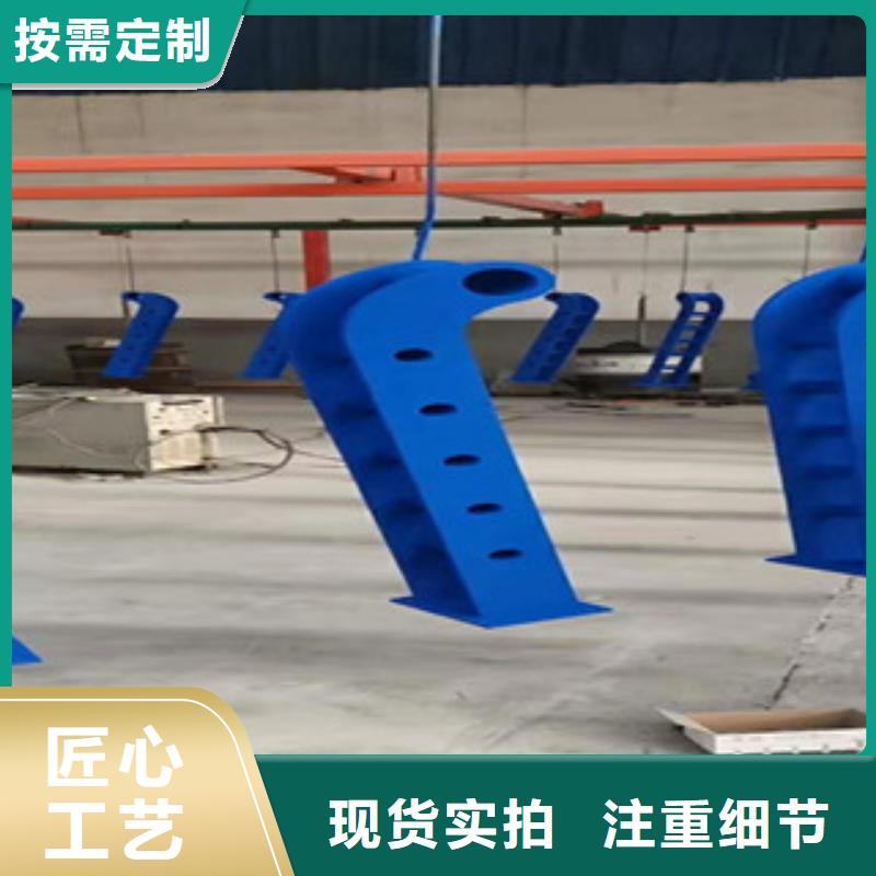 不銹鋼復合管護欄鋼板立柱實力廠家生產