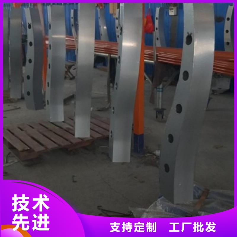 不銹鋼橋梁護(hù)欄全國(guó)送貨上門