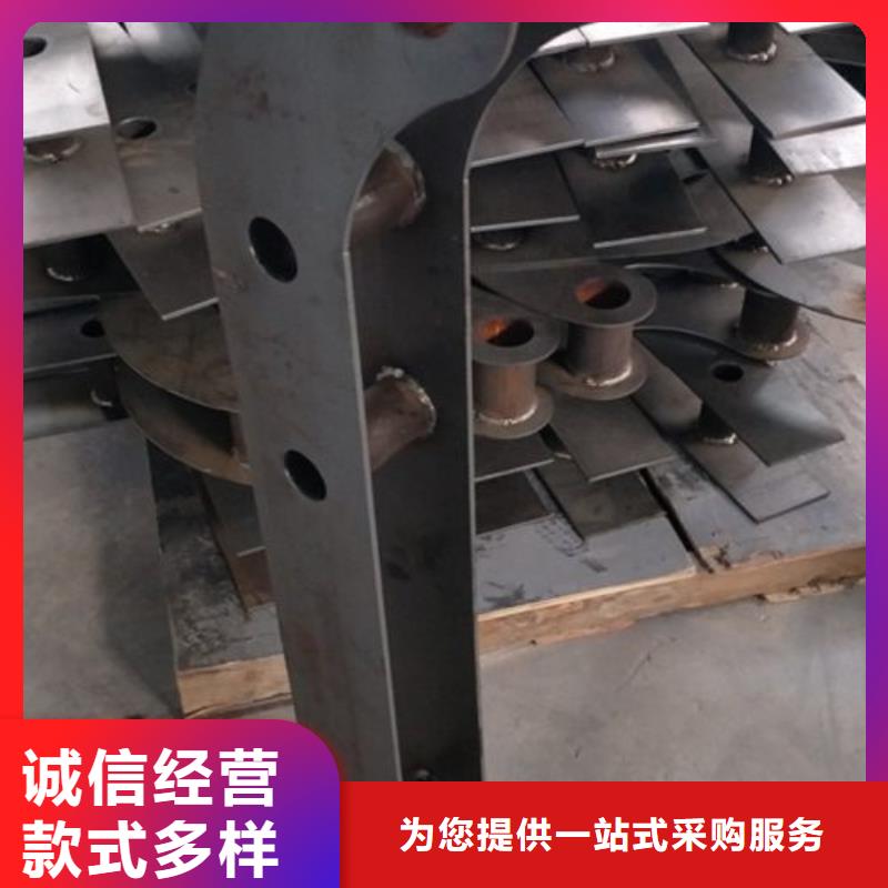 不銹鋼橋梁護欄廠家服務完善當?shù)貜S家