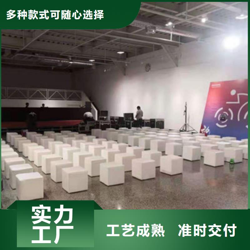 供應(yīng)批發(fā)桌椅出租-保質(zhì)