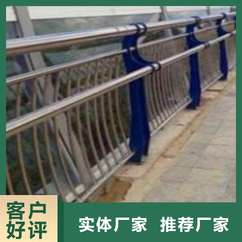 鋼背木護(hù)欄承接公司