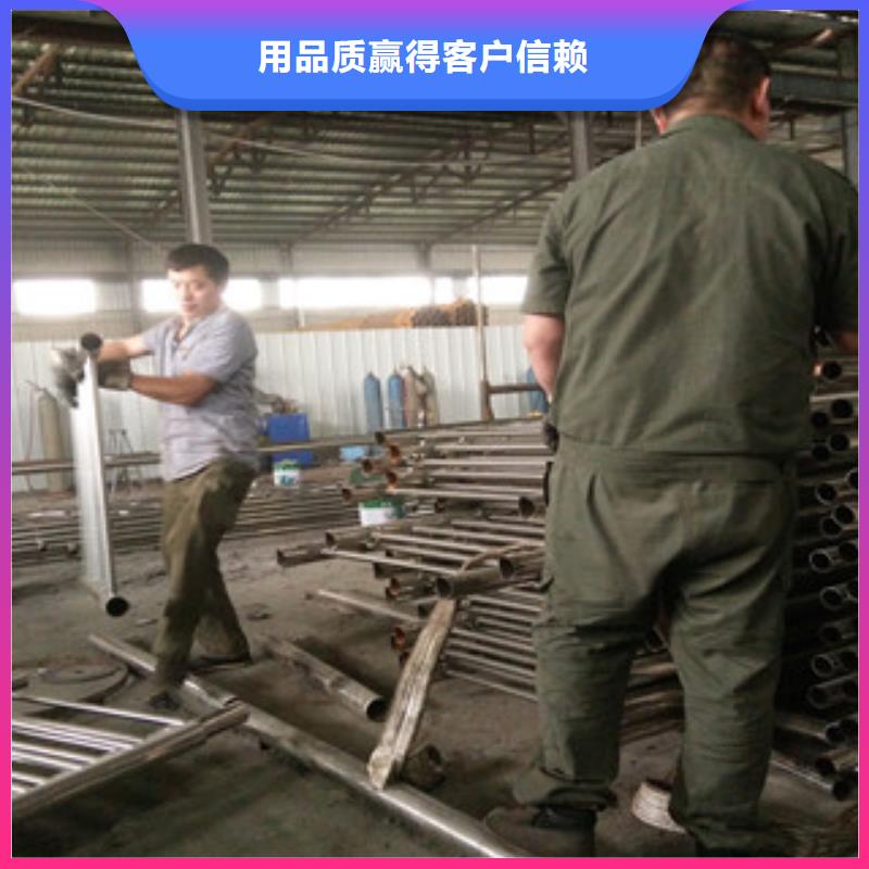 橋梁防撞護欄焊接精湛