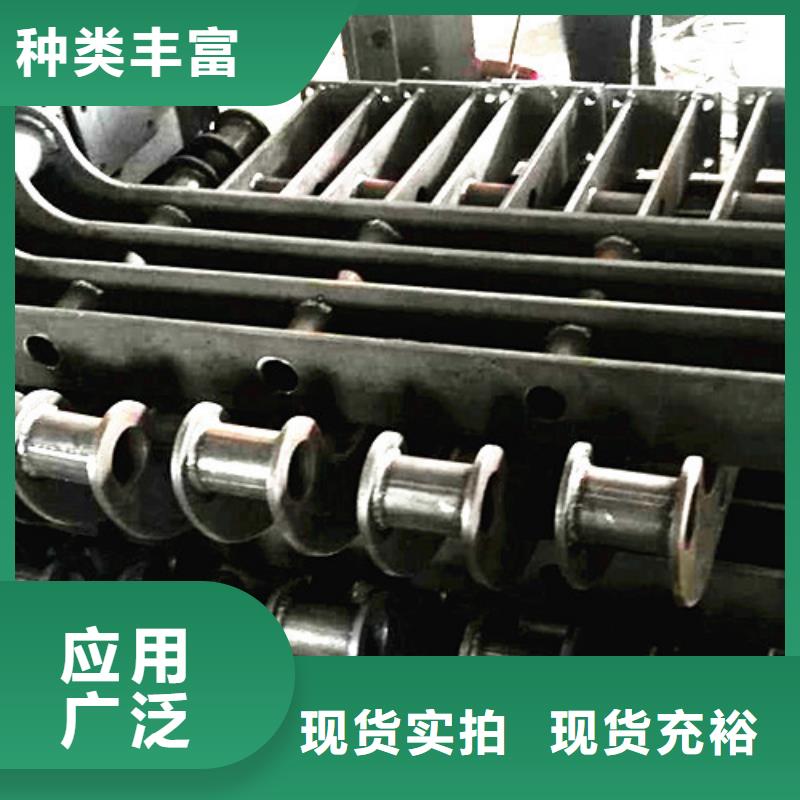 河道燈光隔離欄桿橋梁欄桿報價