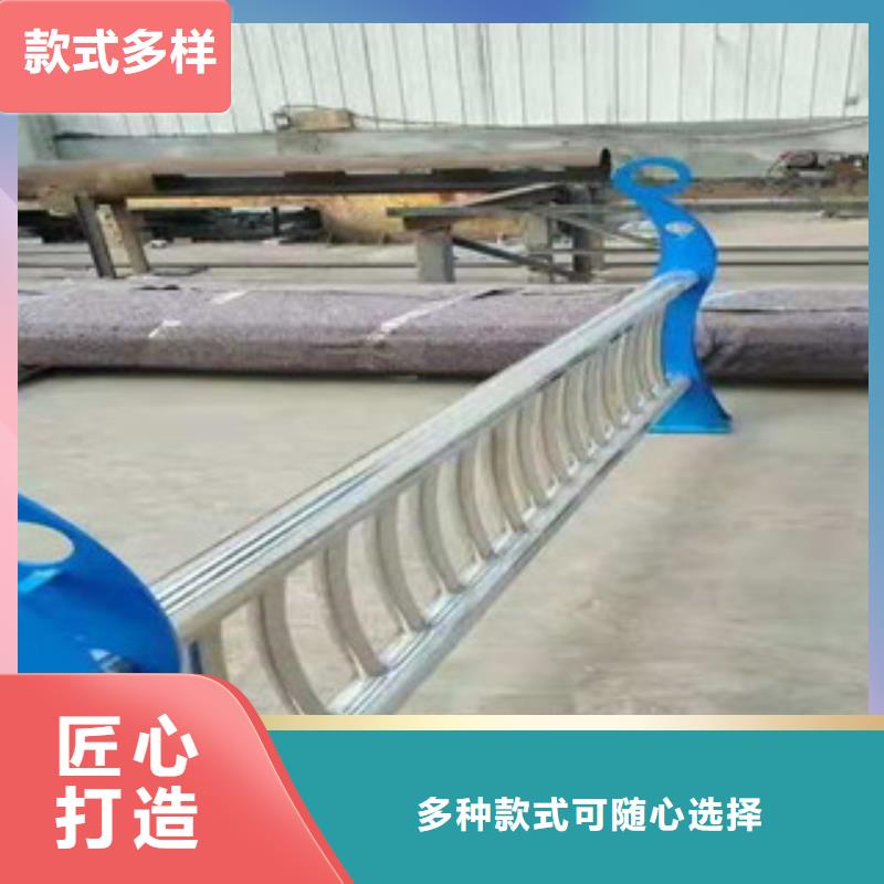 橋梁防撞欄桿圖片