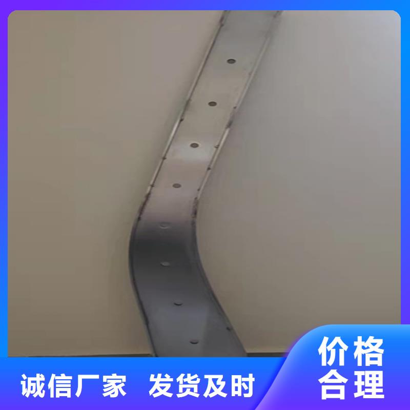 鑄造石護(hù)欄立柱實力大廠家