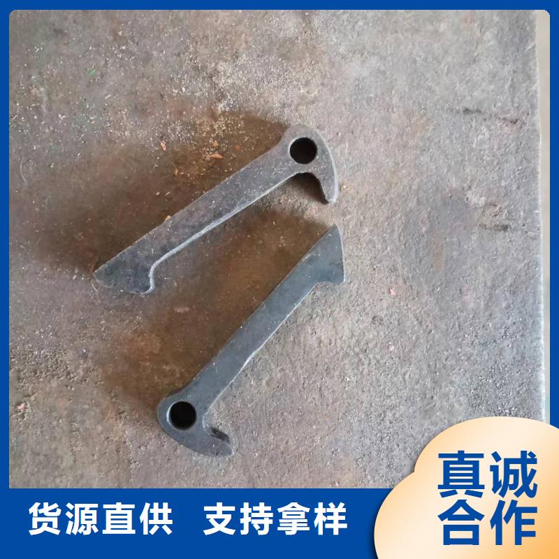 瓊中縣G203，193卷緯機(jī)錠帶盤生產(chǎn)中