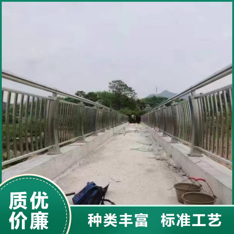 不锈钢复合管防撞护栏立柱应用广泛