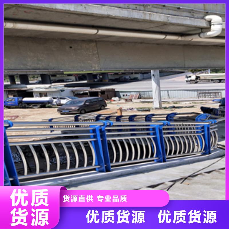 公路防撞护栏工艺精湛