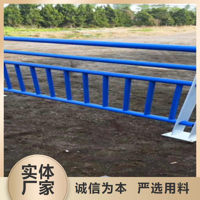 山东省泰安找市桥梁护栏防撞钢板立柱质量不将就-山东亮洁护栏
