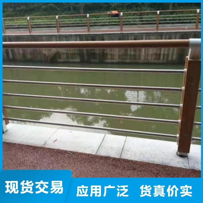 道路护栏图片
