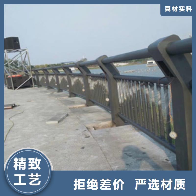 不銹鋼橋梁護(hù)欄可定制規(guī)格
