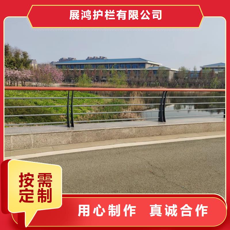 海南省陵水县蓝色钢板加厚桥梁立柱展鸿护栏长期有卖