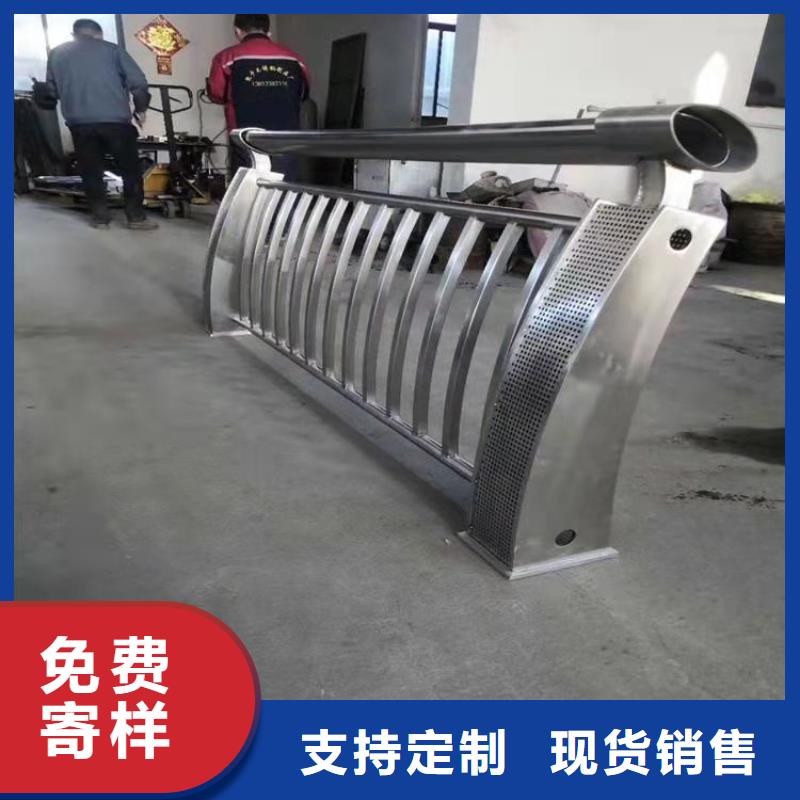 河南郑州当地椭圆管桥梁防撞护栏膨胀螺栓安装