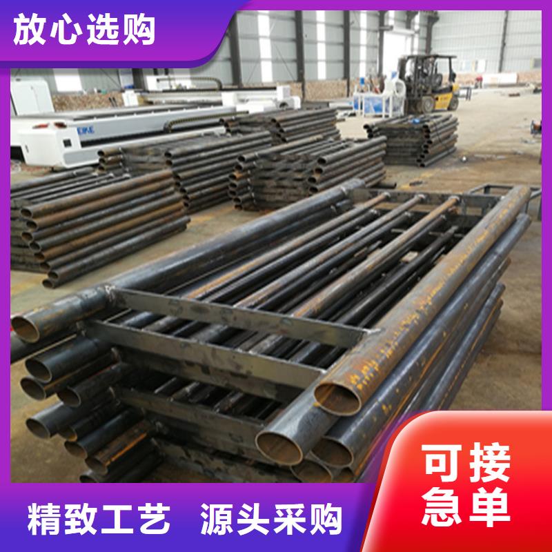 方管烤漆橋梁防撞護欄質量過關認準展鴻護欄