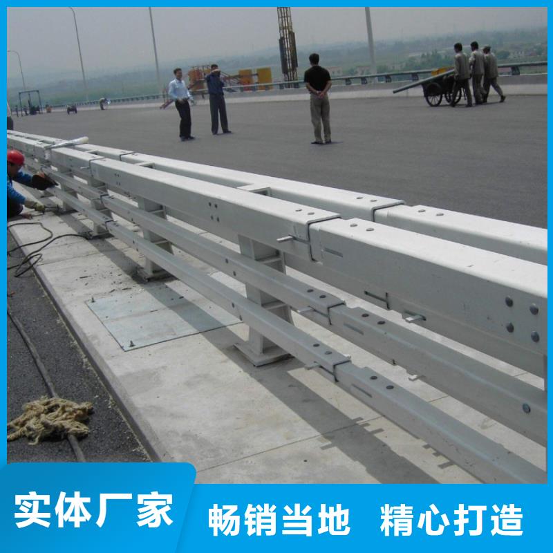 Q235鋼板立柱專業定制