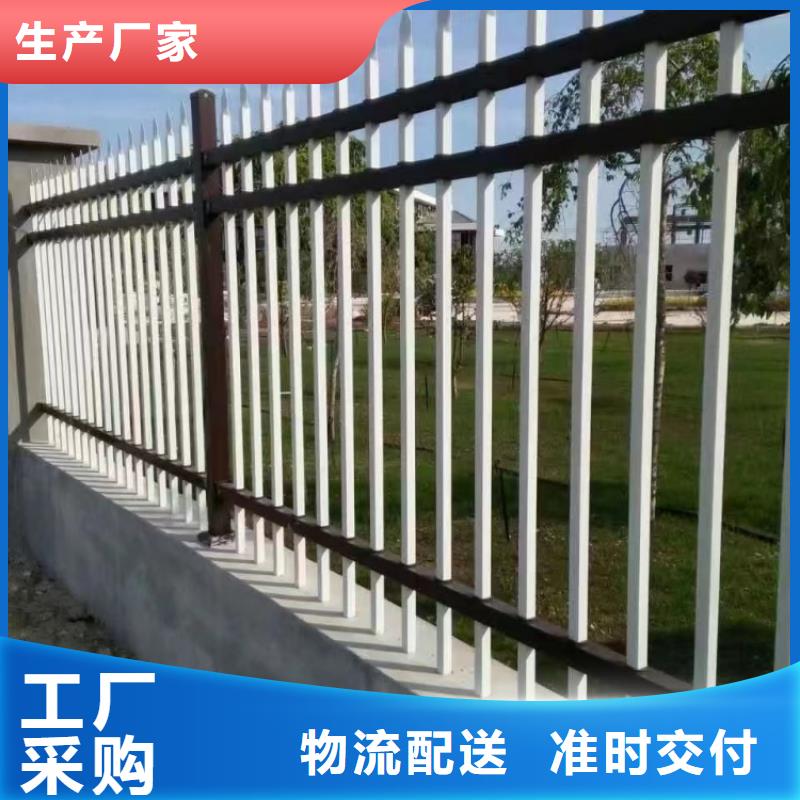 道路護欄Q235鋼板立柱