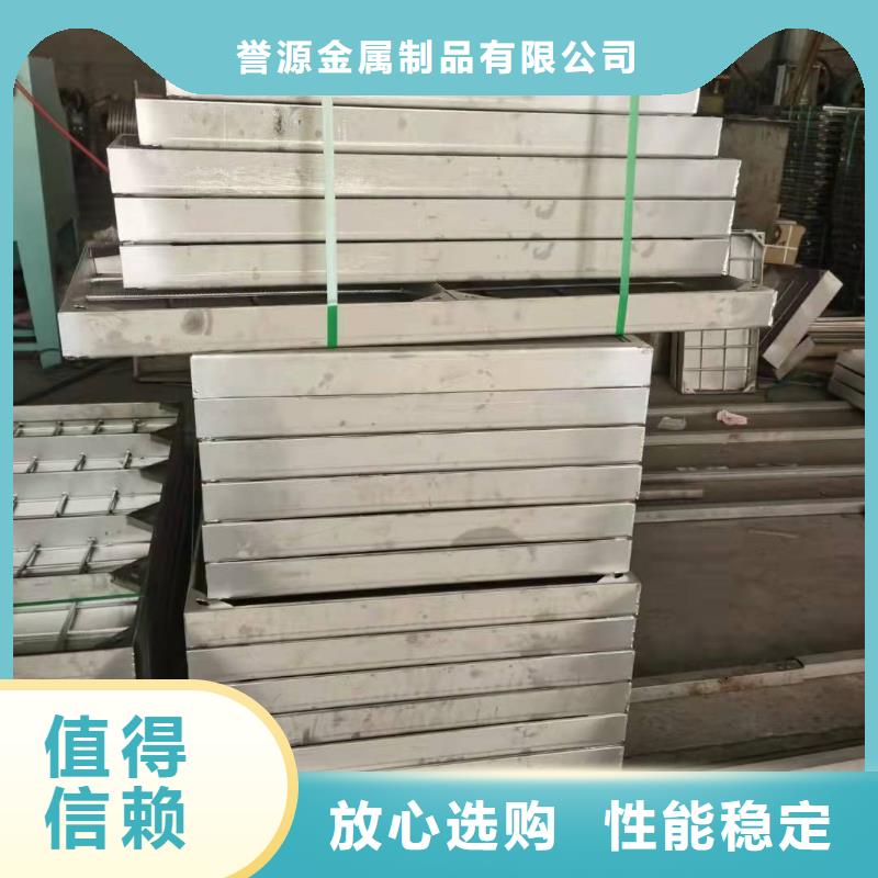 《台湾》询价
不锈钢铺装井盖
工厂直销