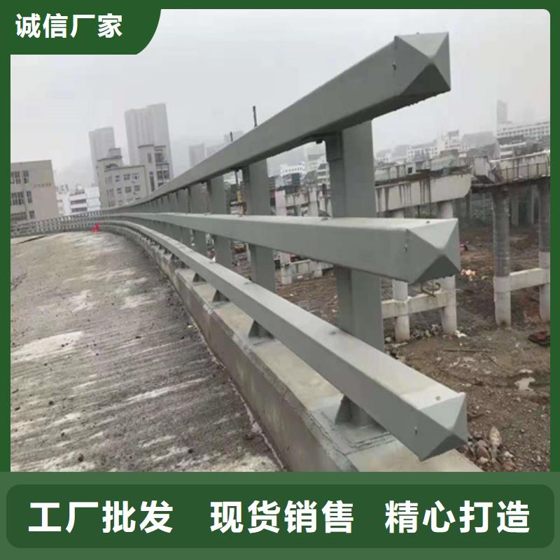 道路防撞护栏施工安装