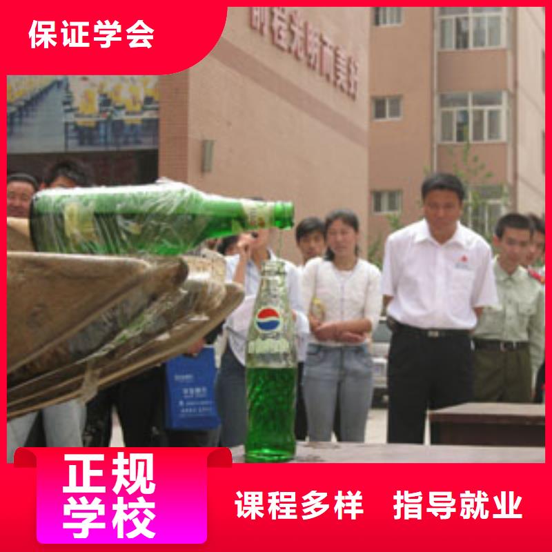 挖掘机操作培训学校报名电话